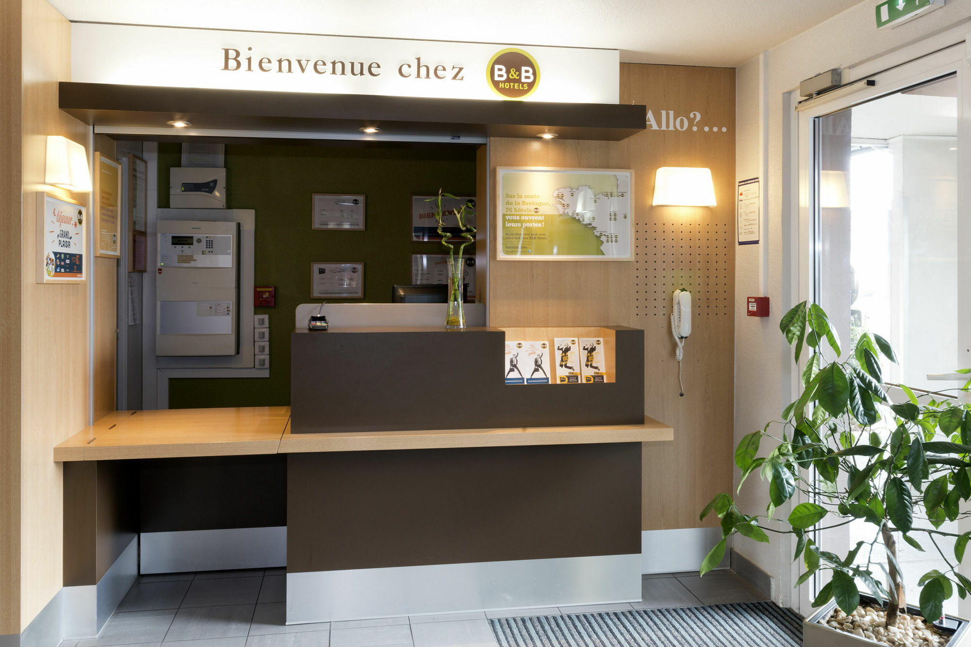 B&B Hotel Saint-Malo Centre Экстерьер фото