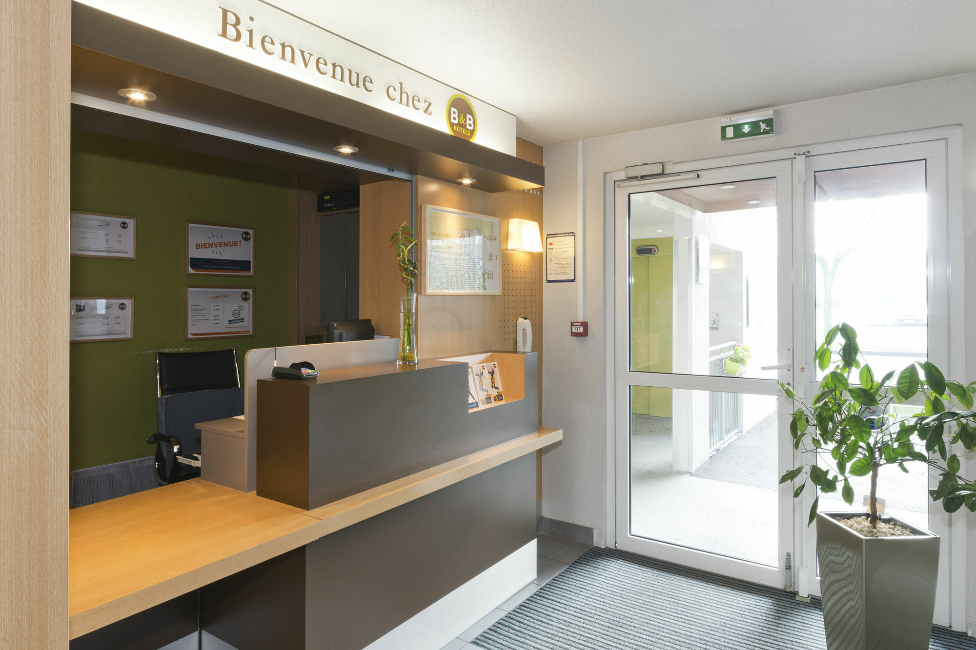 B&B Hotel Saint-Malo Centre Экстерьер фото